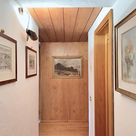Classy 4 Bedroom Few Steps From Centre Cortina dʼAmpezzo